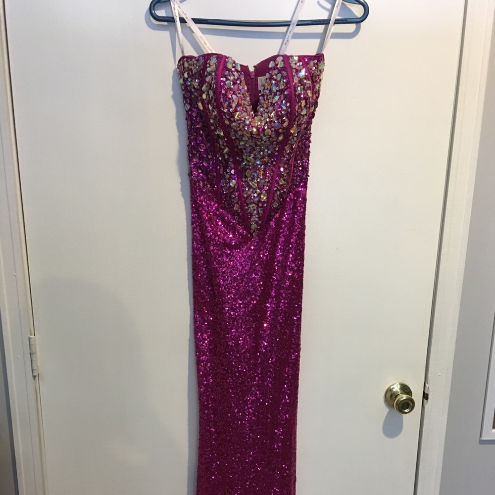 Prom gown👗